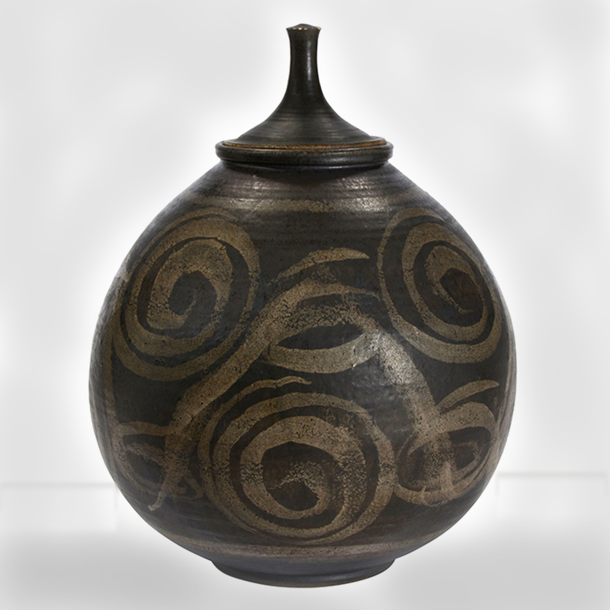 lidded vessel full view