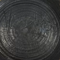 lidded vessel mark view